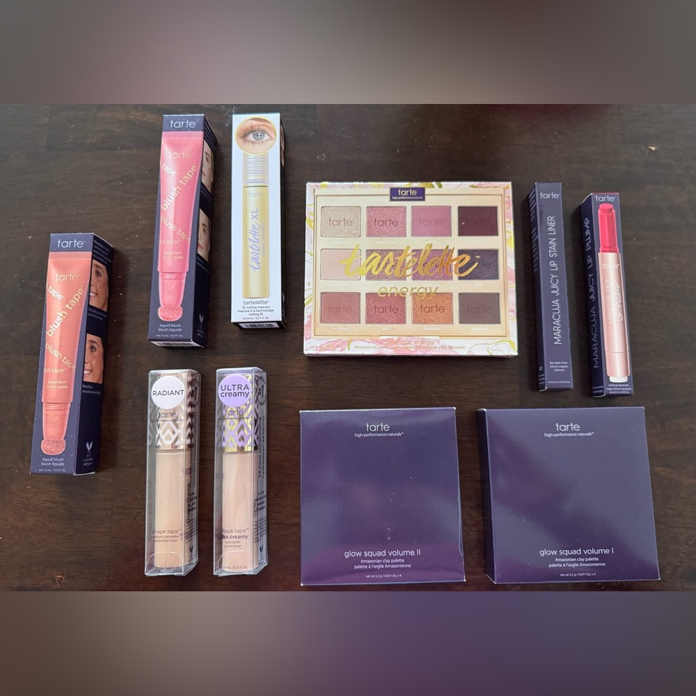 10 items by tarte